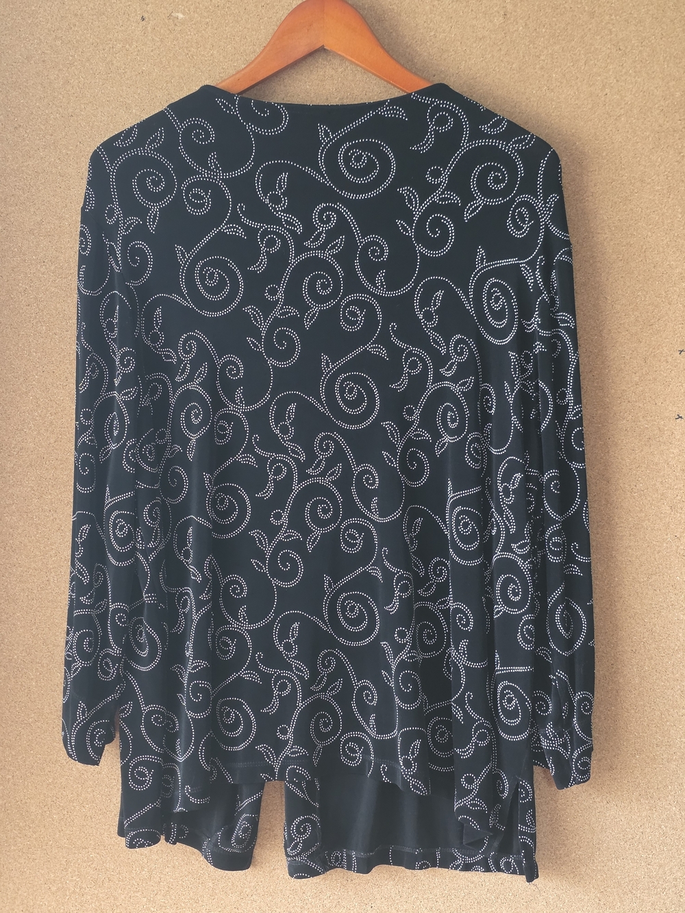 TravelSmith Black Silver Swirl Dotted Knit Cardigan Jacket Womens XL USA Made - Picture 3 of 13